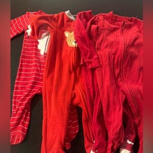Bundle of baby pajamas (4 footies)